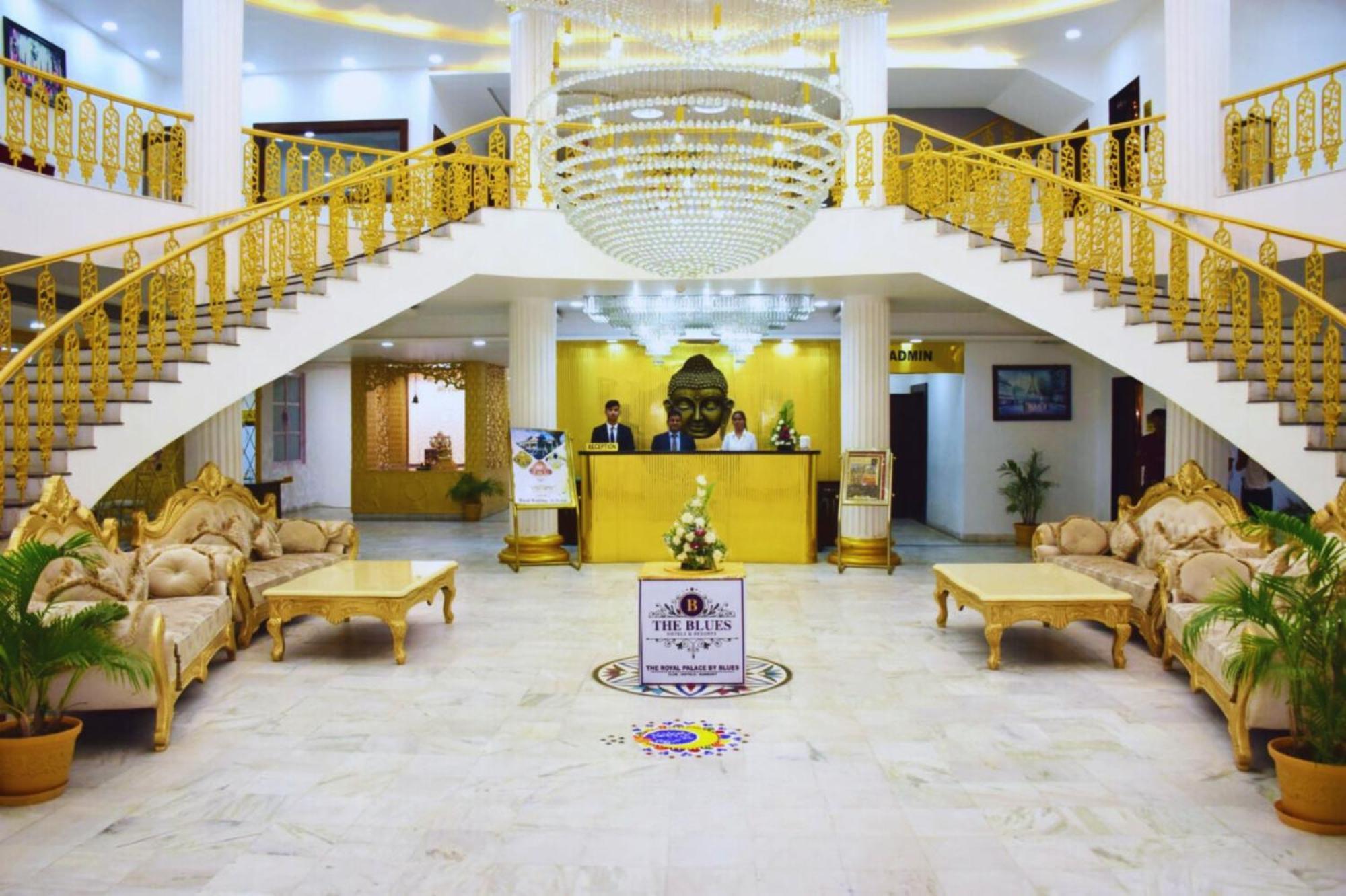 The Royal Palace Dewas ภายนอก รูปภาพ